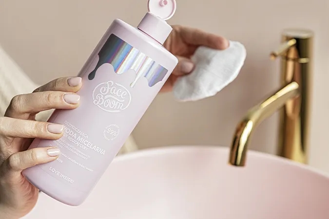 Jak oczyścić cerę skutecznie i uniknąć problemów ze skórą