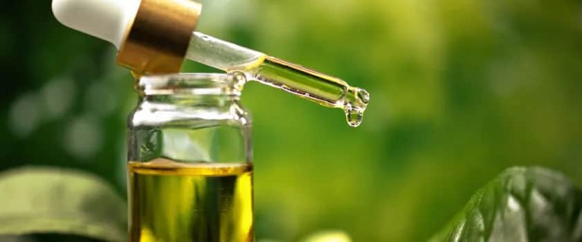 Jaki olej do cery naczynkowej? Odkryj najlepsze rozwiązania na zaczerwienienia