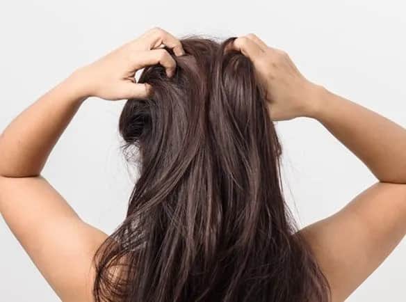 Co daje masaż głowy? Odkryj korzyści dla zdrowia i włosów