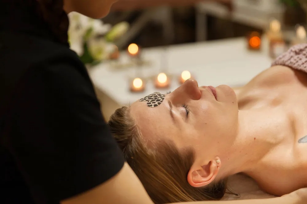 Masaż Kobido ile trwa? Poznaj czas trwania i korzyści sesji