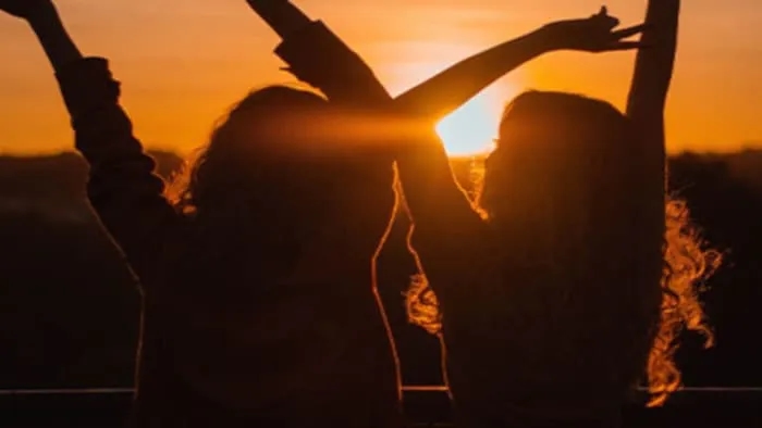 Jak użyć depilatora: skuteczne metody i unikaj podrażnień skóry