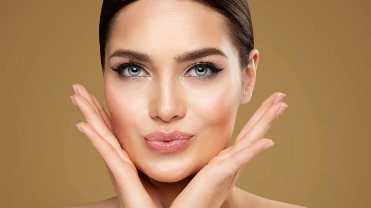 Czym powiększa się usta? Skuteczne metody i ich efekty