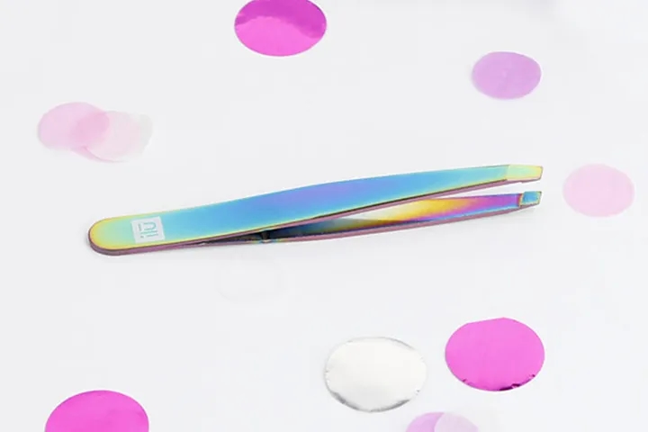 Jak wydepilować brwi bez bólu - skuteczne metody i porady