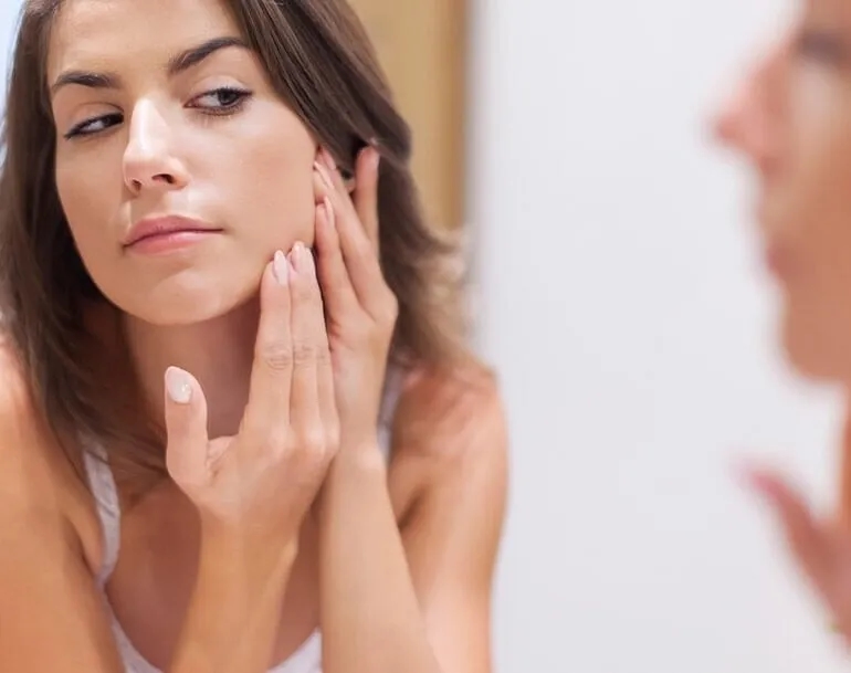 Skuteczne sposoby na pryszcze na twarzy, które naprawdę działają