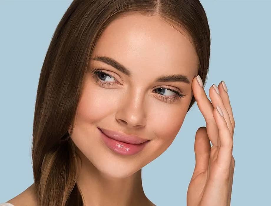 Jak działa botox na twarz i jakie efekty przynosi zabieg?