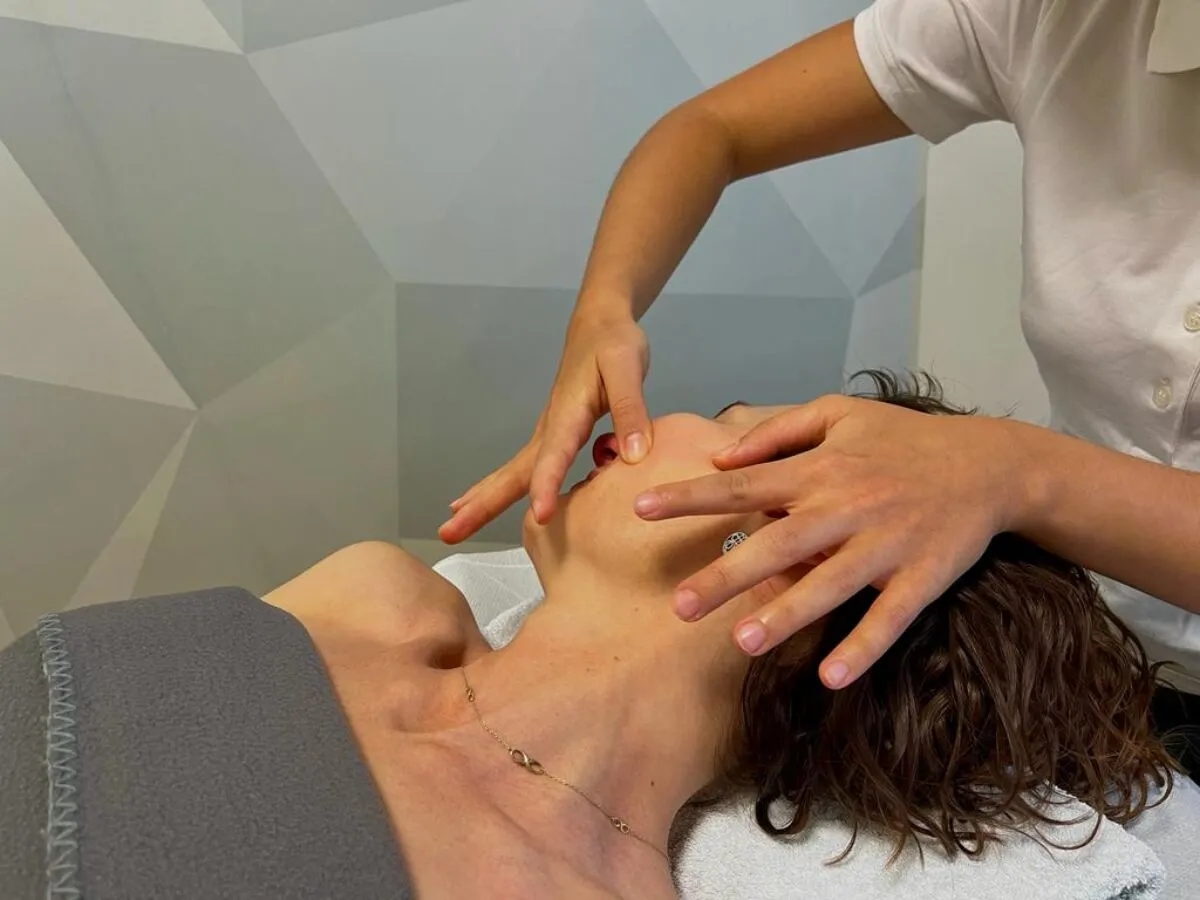 Jak długo utrzymuje się efekt po masażu kobido? Oto prawda o rezultatach