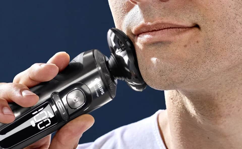 Czym golić twarz, aby uniknąć podrażnień i cieszyć się gładkością