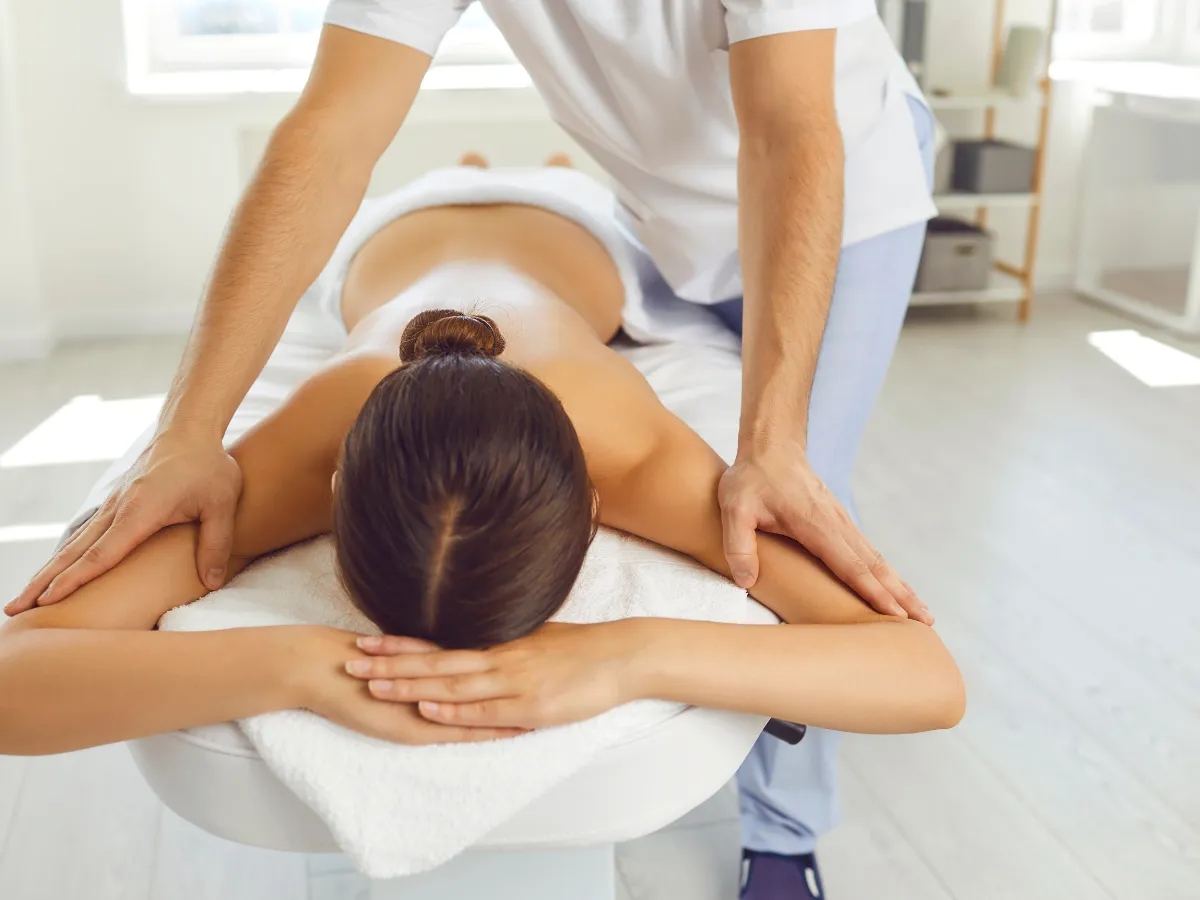 Masaż sportowy na czym polega i jak może poprawić Twoje wyniki